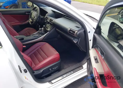 2014 Lexus Is 350 z USA, uszkodzony, nr VIN JTHBE1D29E5000826